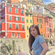 Studentessa offre ripetizioni di Inglese